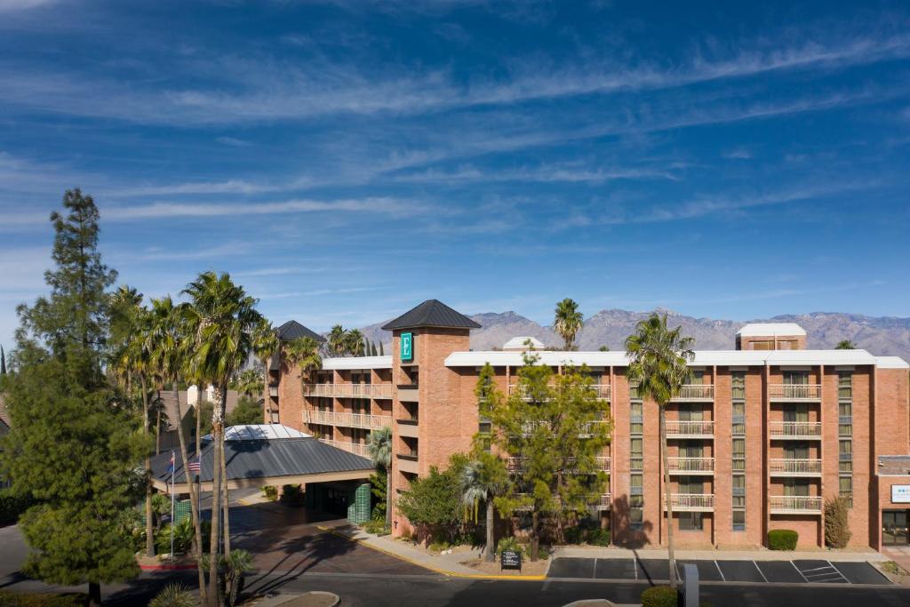 Embassy Suites by Hilton Tucson East Main image 2